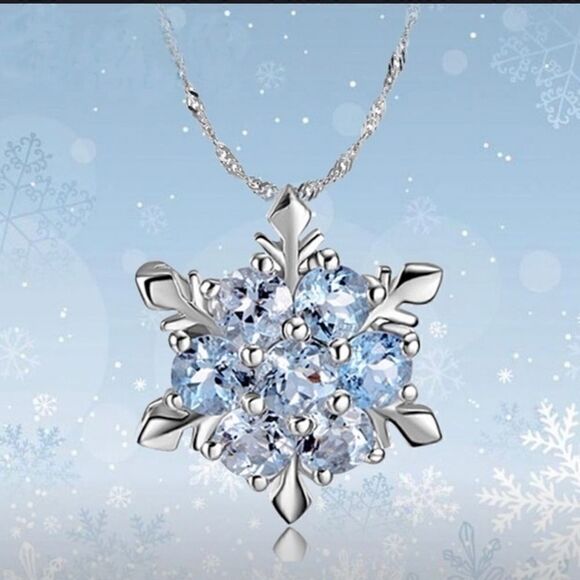 Elegant Blue Crystal   Snowflake Silver Necklace - Picture 6 of 6